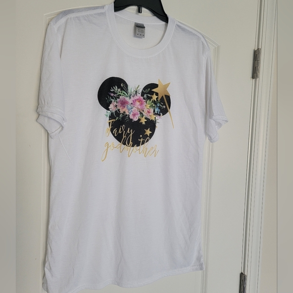 Set of 10 Disney Parks Walt Disney World Graphic Tees Size Medium - Picture 3 of 12